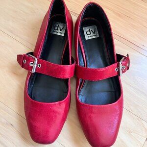 Dolce Vita Size 10 Flats
